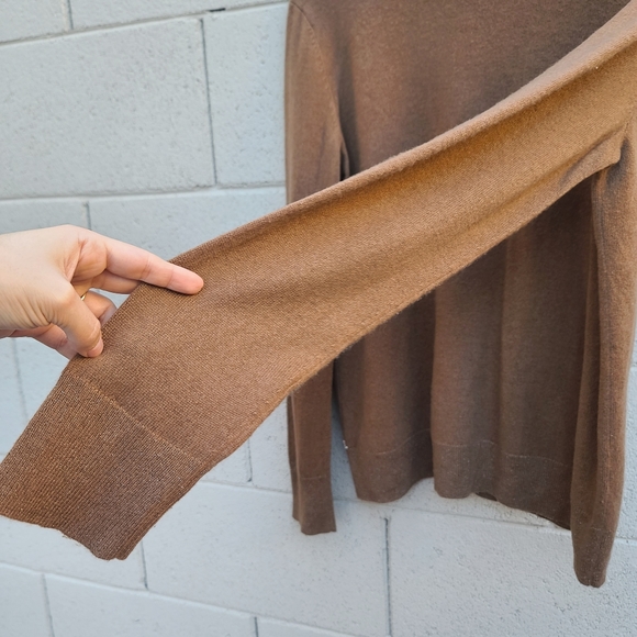 Lafayette 148 | Metallic Trim Cashmere Turtleneck Sweater In Toffee Size Large - Picture 10 of 12